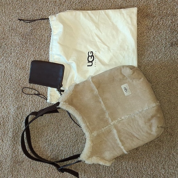 UGG Handbags - UGG Australia Sheepskin Suede Shearling Tote Hobo Shoulder Bag Matching Wristlet